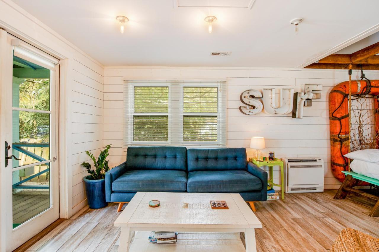 This Place Cottage B Folly Beach Exterior photo